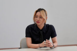 女優・仲万美。ダンサーから実力派女優へと飛翔したドラマ『降り積もれ孤独な死よ』で性被害の女性を熱演。「彼女の弱さを愛したい」|ユーウォッチ