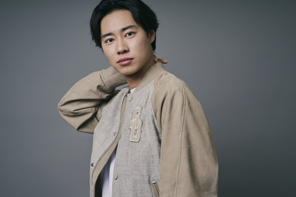 戸塚純貴、コーヒーミルで豆を挽く。多趣味な私生活のリラックスタイム