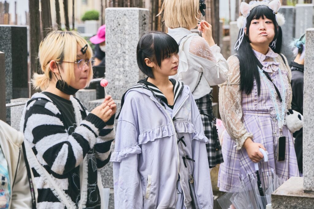 映画『炎上』で着用された衣装写真