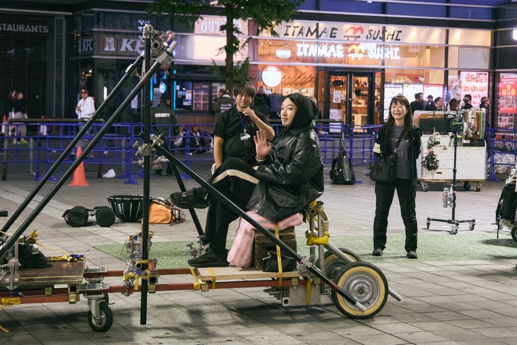 台車を使って映画『炎上』を撮影する様子