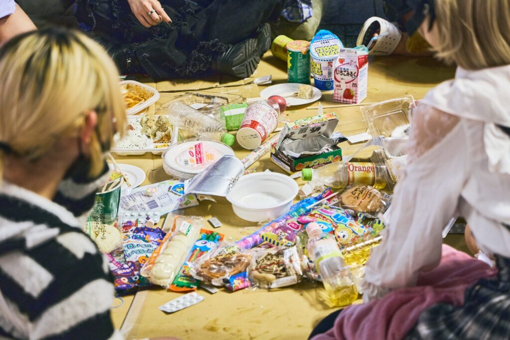 映画『炎上』の小道具と衣装