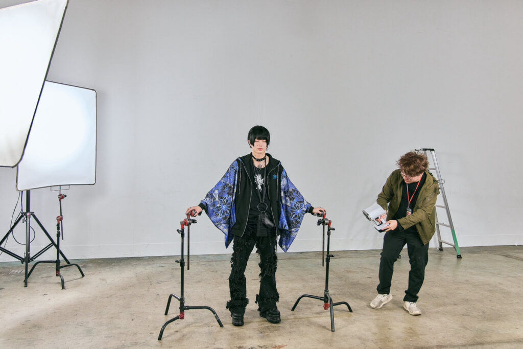 映画『炎上』撮影中の曽田陵介